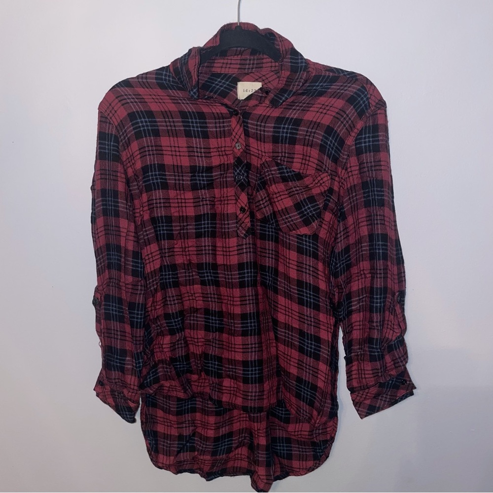 id:23 Marron and Black Flannel Top